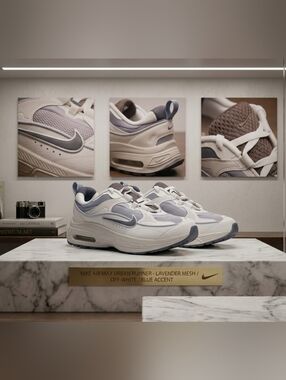 Women’s size 9 Nike Air Max Bliss NN sneakers NIB